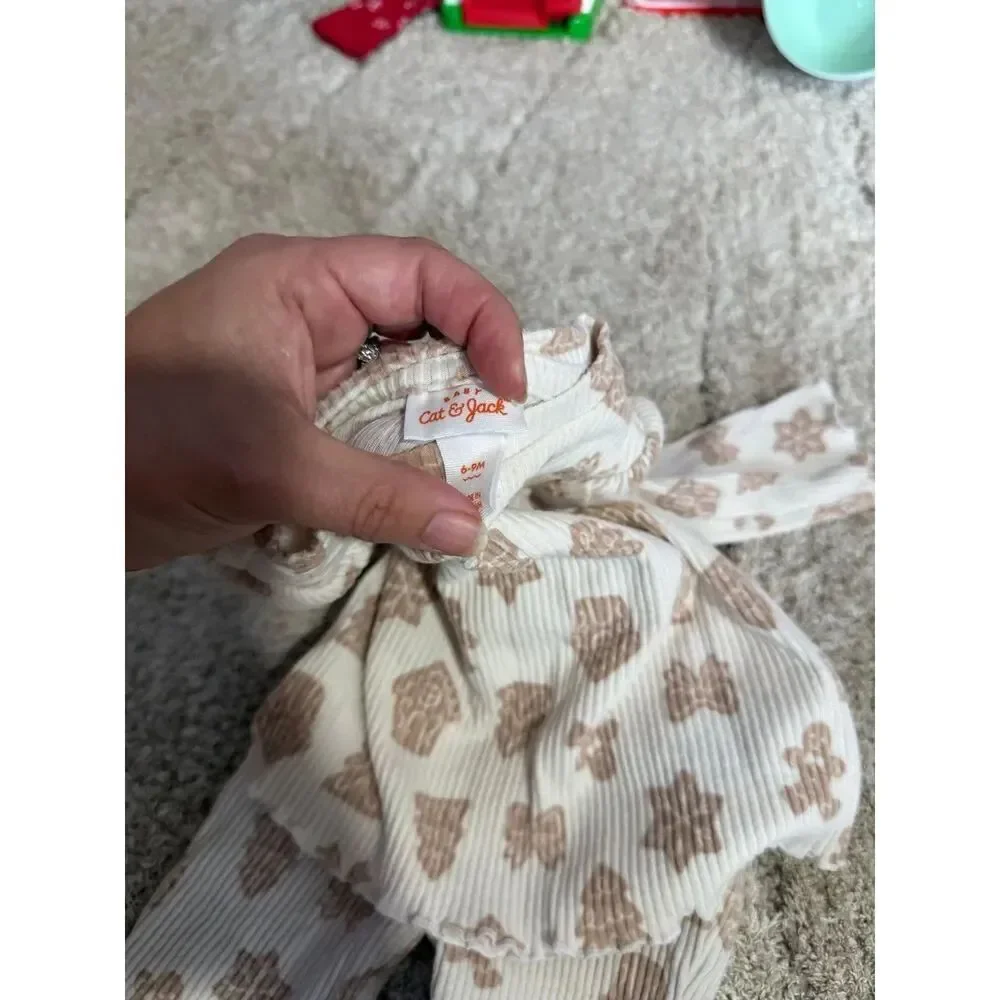 Cat + Jack Holiday Gingerbread House Outfit Baby Girl Size 6-9 Months
